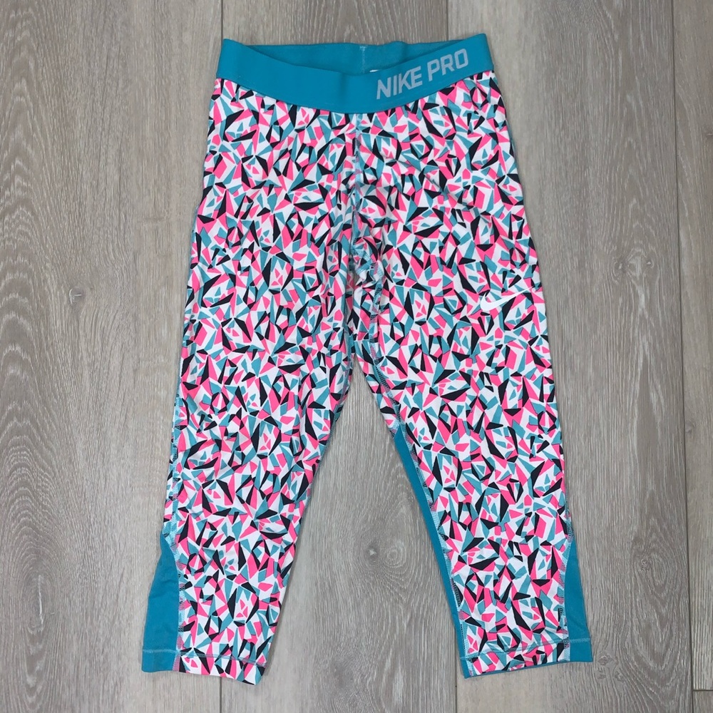 Nike capri leggings
